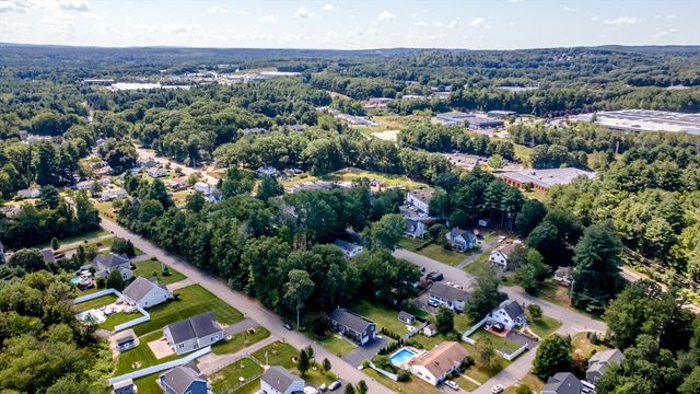 59 Hudson St, Leominster, MA 01453