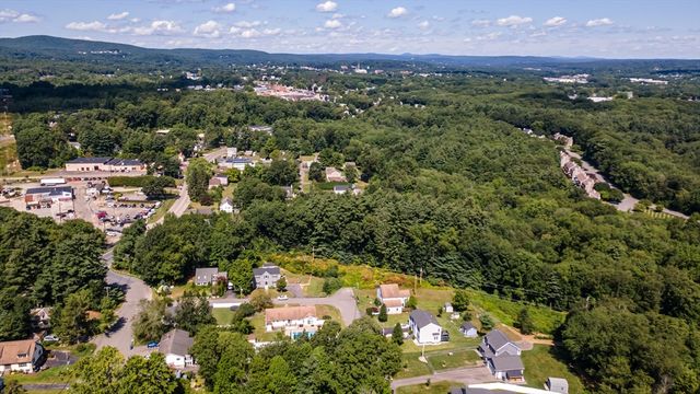 59 Hudson St, Leominster, MA 01453