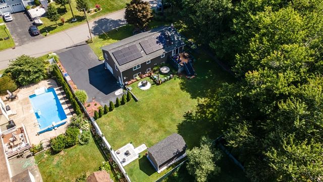 59 Hudson St, Leominster, MA 01453