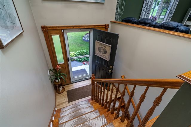 59 Hudson St, Leominster, MA 01453