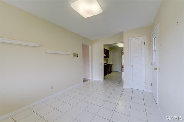 1946 Burlewood Drive, St Louis, MO 63146