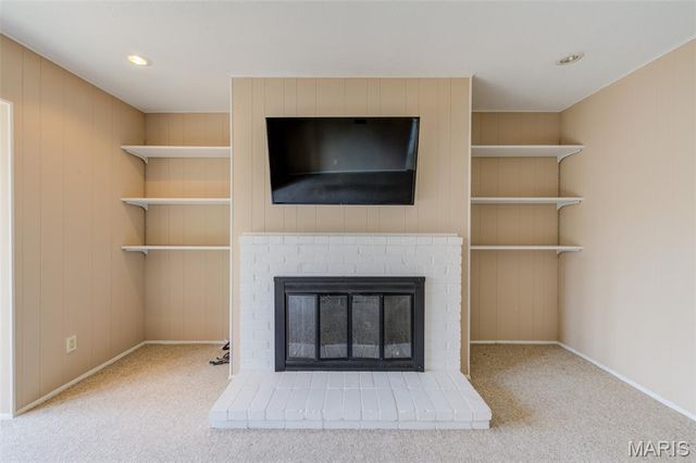 1946 Burlewood Drive, St Louis, MO 63146