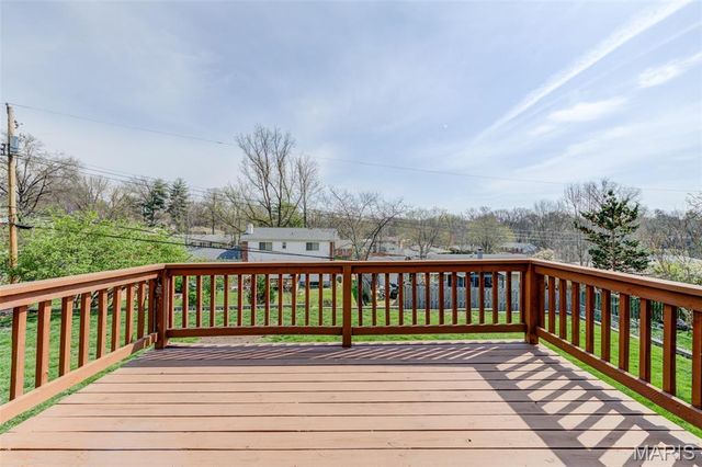 1946 Burlewood Drive, St Louis, MO 63146