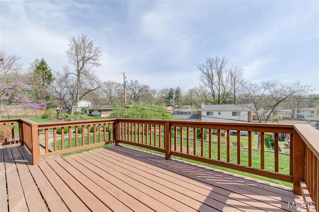 1946 Burlewood Drive, St Louis, MO 63146