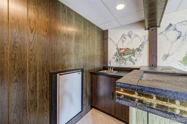 1946 Burlewood Drive, St Louis, MO 63146