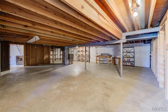 1946 Burlewood Drive, St Louis, MO 63146