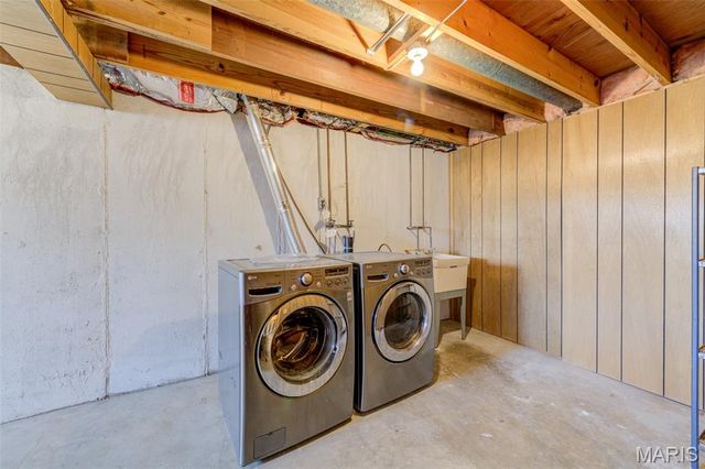 1946 Burlewood Drive, St Louis, MO 63146