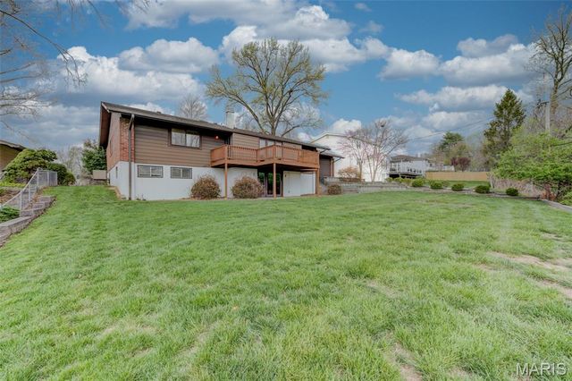 1946 Burlewood Drive, St Louis, MO 63146