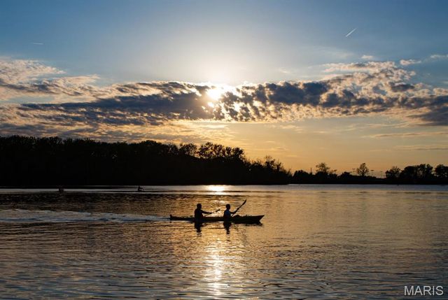 1946 Burlewood Drive, St Louis, MO 63146