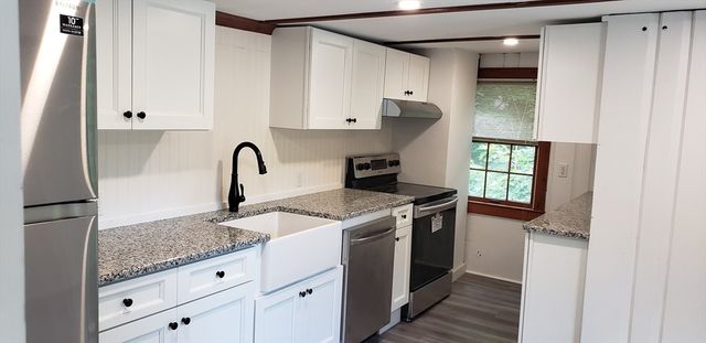 15 Elm Street, Boxford, MA 01921