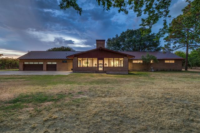 4104 VZ County Rd 3501, Wills Point, TX 75169