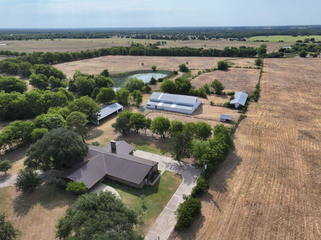 4104 VZ County Rd 3501, Wills Point, TX 75169