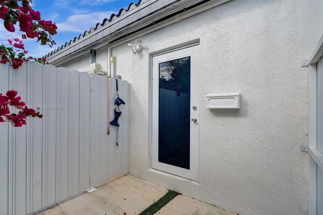 1520 SW 86th Ct, Miami, FL 33144