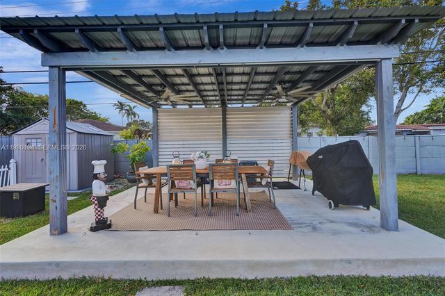 1520 SW 86th Ct, Miami, FL 33144