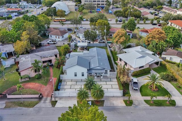 1520 SW 86th Ct, Miami, FL 33144