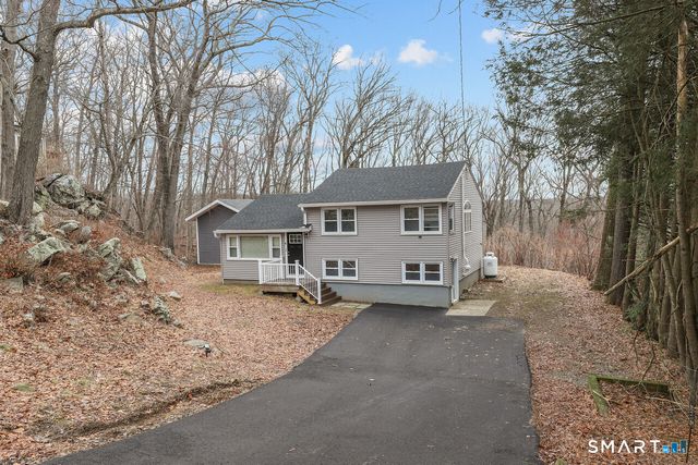 30 Birchwood Road, Monroe, CT 06468