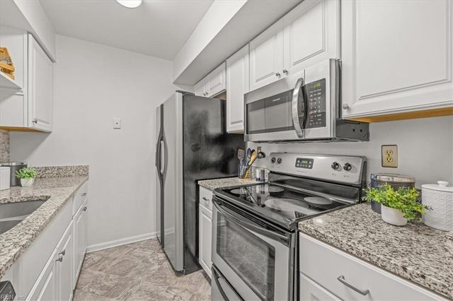 1803 Sechrist CT, Virginia Beach, VA 23454
