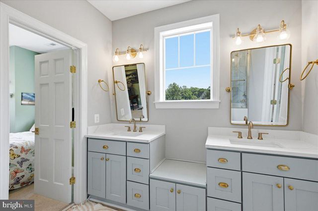1970 OLD ANCHOR RD, Huntingtown, MD 20639