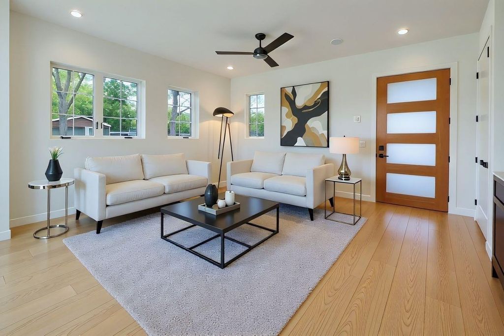 5203 Star Light TER 2, Austin, TX 78721