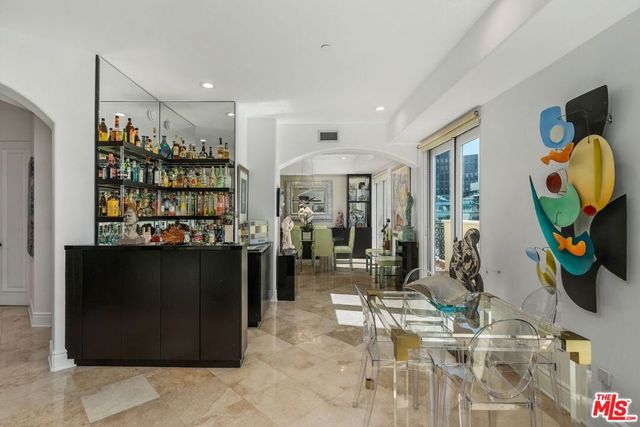 137 S Spalding Drive 401, Beverly Hills, CA 90212