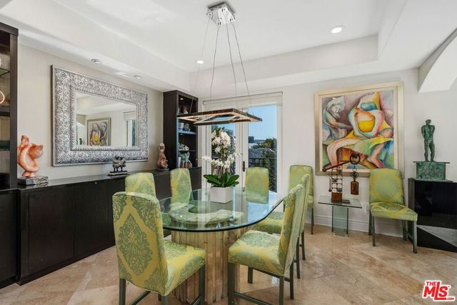 137 S Spalding Drive 401, Beverly Hills, CA 90212