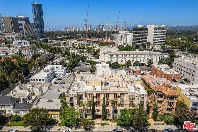 137 S Spalding Drive 401, Beverly Hills, CA 90212