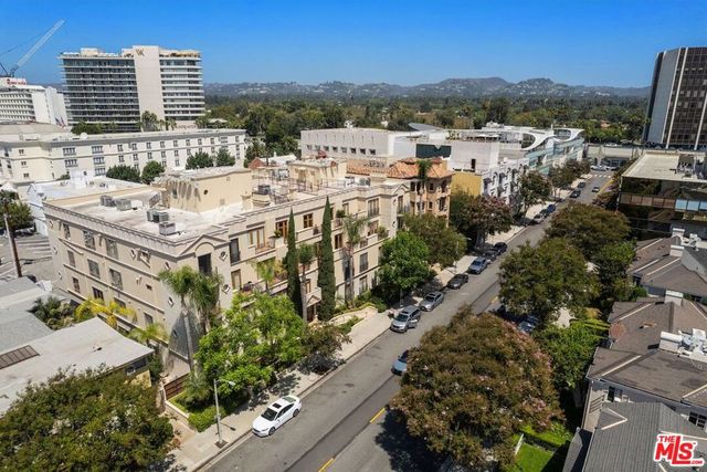 137 S Spalding Drive 401, Beverly Hills, CA 90212