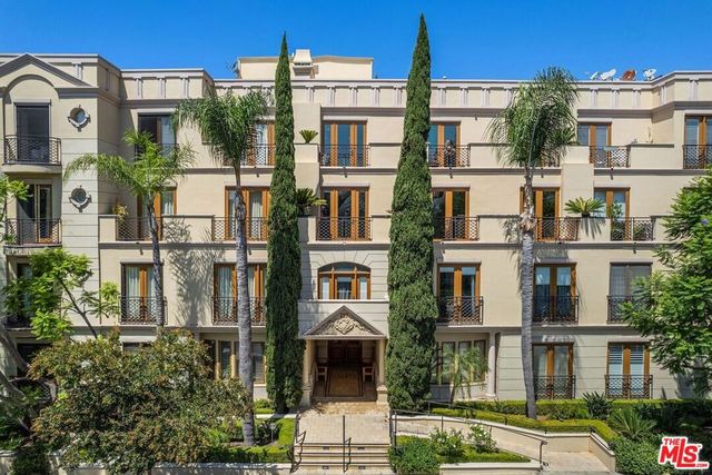 137 S Spalding Drive 401, Beverly Hills, CA 90212