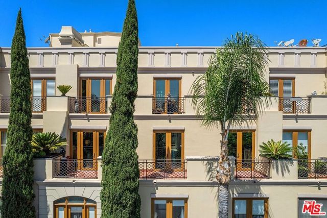 137 S Spalding Drive 401, Beverly Hills, CA 90212