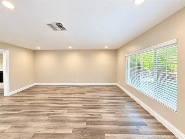 17055 Rayen, Sherwood Forest, CA 91325