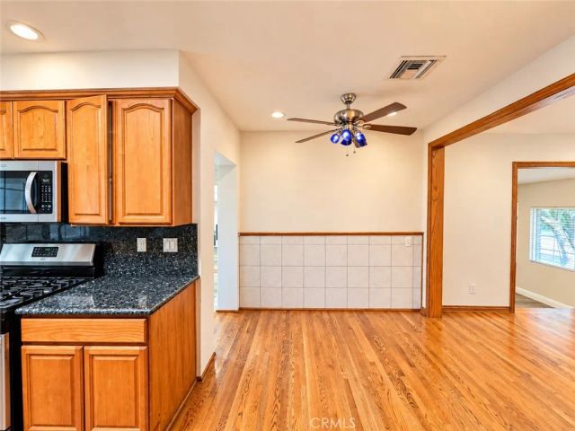 17055 Rayen, Sherwood Forest, CA 91325