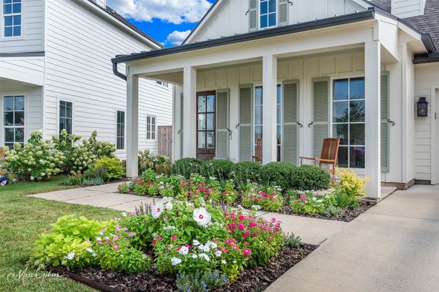 2116 Old Grove Circle, Shreveport, LA 71106