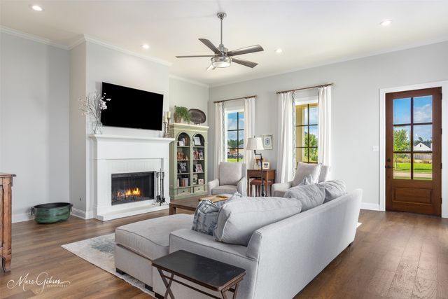 2116 Old Grove Circle, Shreveport, LA 71106