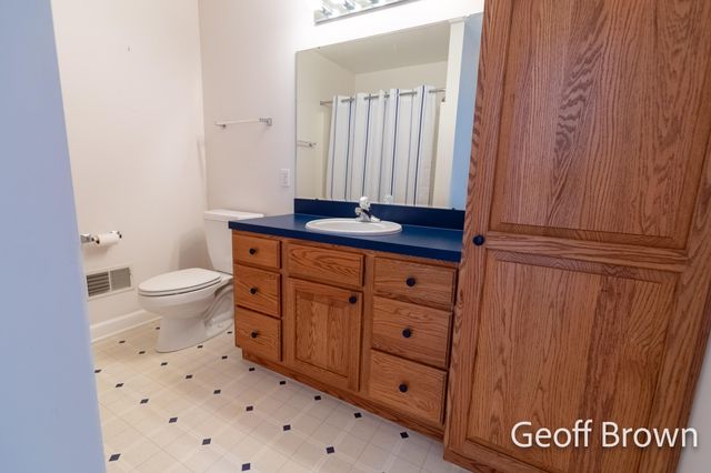 6188 Heath Cross Drive, Georgetown Twp, MI 49426