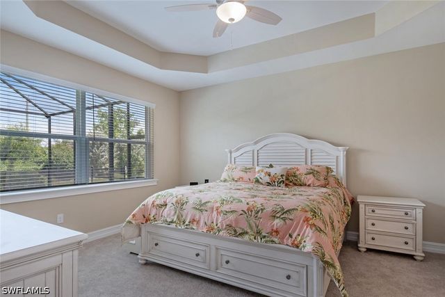 14586 Tropical DR, Naples, FL 34114