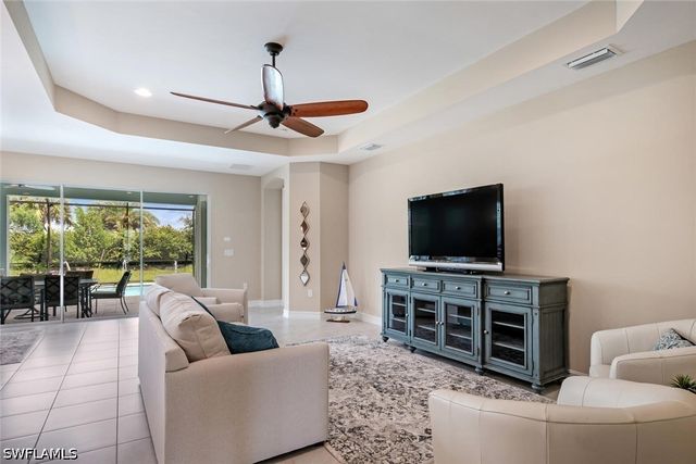 14586 Tropical DR, Naples, FL 34114