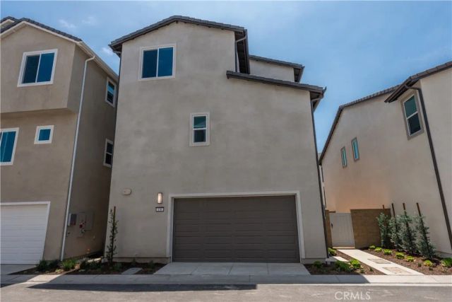 136 Seep, Irvine, CA 92618