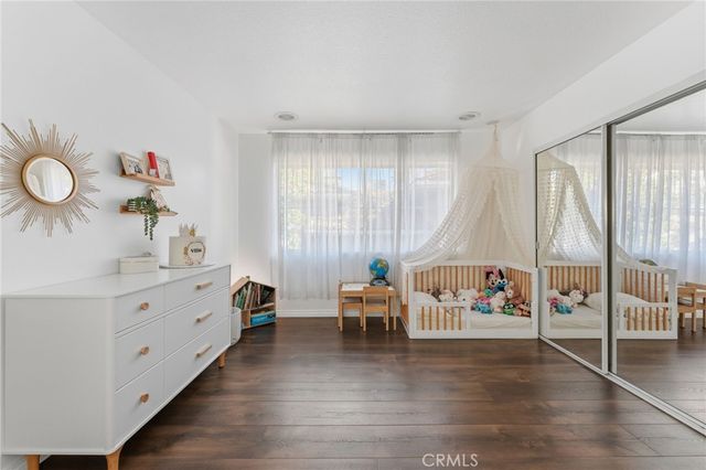 7321 Vassar, Canoga Park, CA 91303