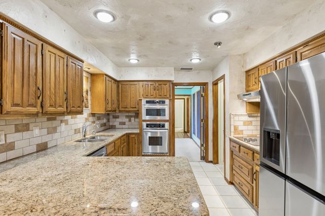 3704 Big Horn Trail, Plano, TX 75075