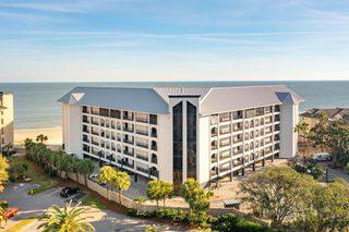 9002 Palmetto Boulevard 516, Isle Of Palms, SC 29451