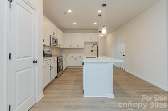 218 Saint Francis Road, Salisbury, NC 28147