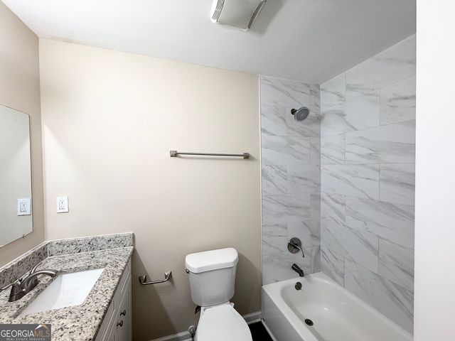 1809 Old Peachtree Road, Lawrenceville, GA 30043