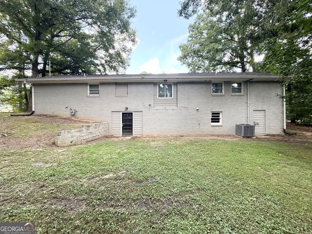 1809 Old Peachtree Road, Lawrenceville, GA 30043
