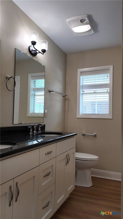 Image 12 of property listing at 608 W Thomas, Cuero, TX 77954