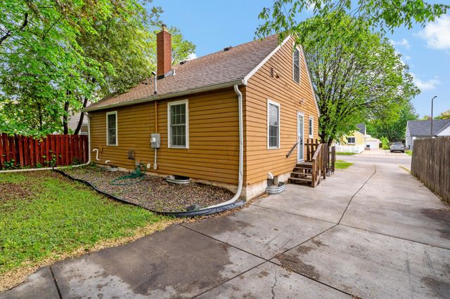 1131 Kingsford Street, Saint Paul, MN 55106