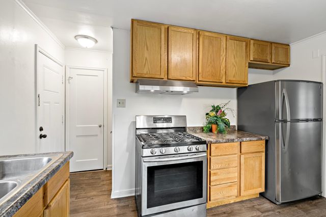 1131 Kingsford Street, Saint Paul, MN 55106