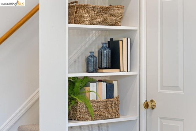 84 TEMPLAR PLACE, Oakland, CA 94618