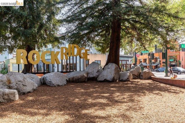 84 TEMPLAR PLACE, Oakland, CA 94618