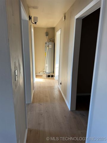 20850 N 3946 Road, Bartlesville, OK 74003