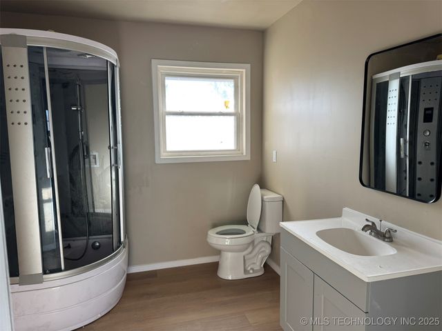 20850 N 3946 Road, Bartlesville, OK 74003